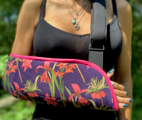 Silky Iris Arm Sling