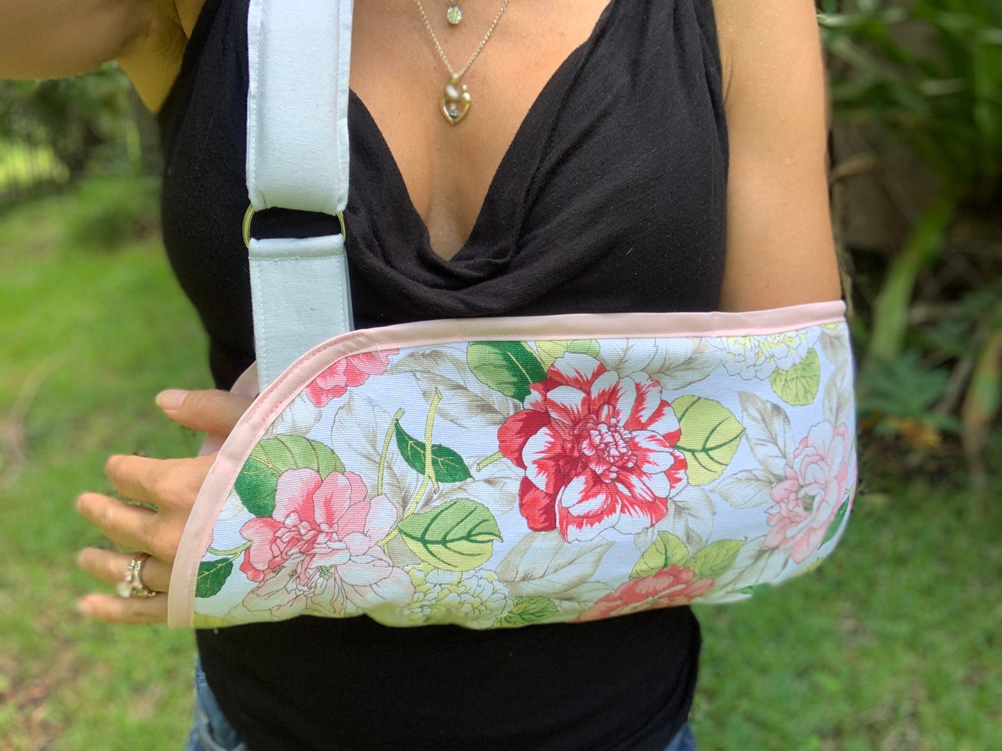 Arm Sling | Elegant Rose Designer Arm Sling